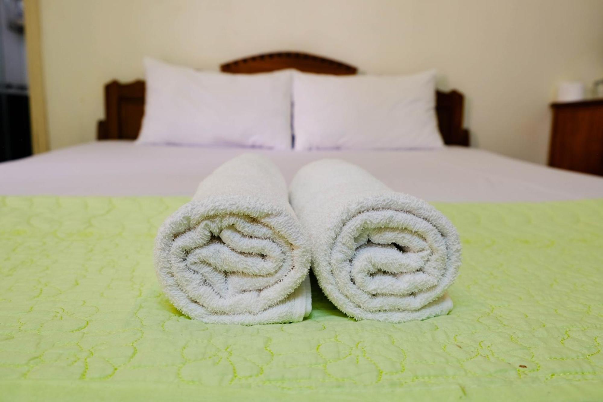Lucky Hoi An Hotel Bagian luar foto