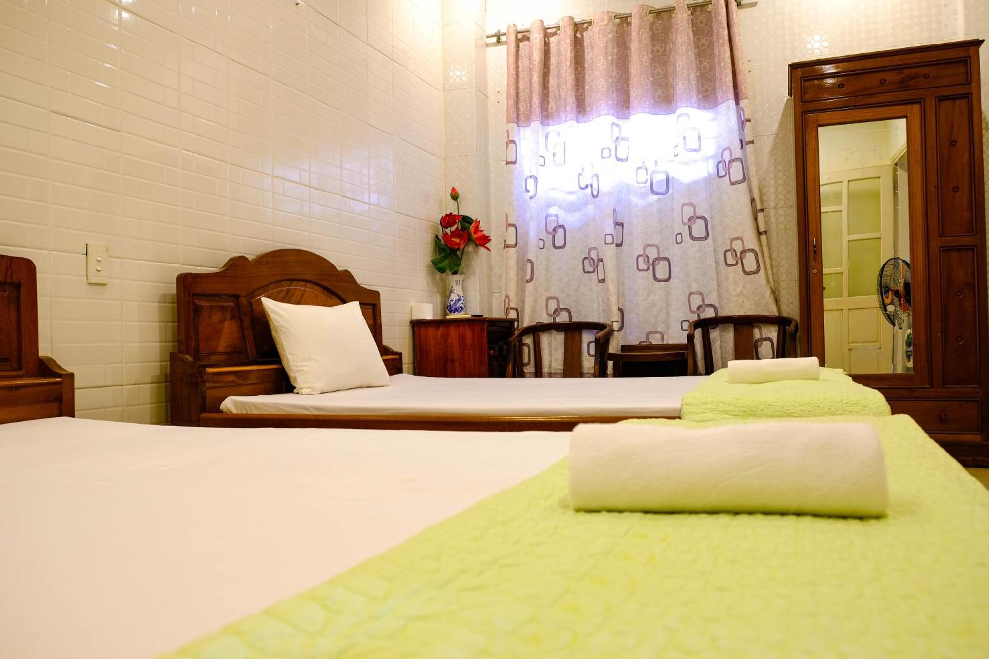 Lucky Hoi An Hotel Bagian luar foto