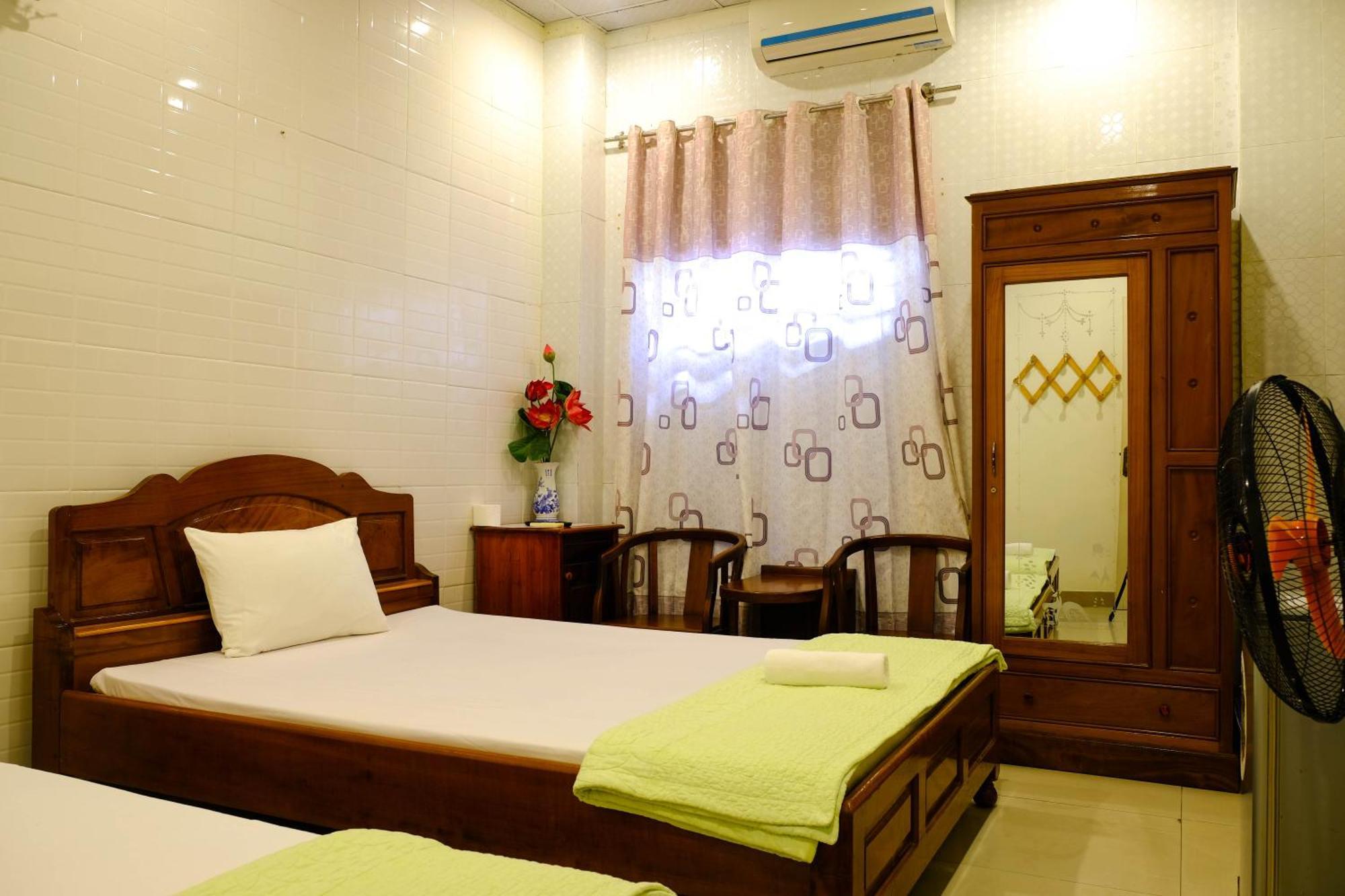 Lucky Hoi An Hotel Bagian luar foto